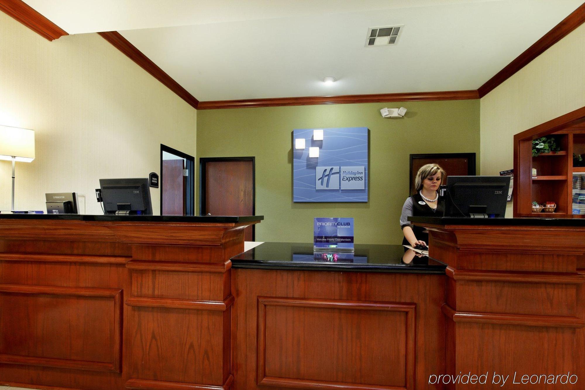 Holiday Inn Express Hotel & Suites Burleson - Fort Worth, An Ihg Hotel מראה פנימי תמונה